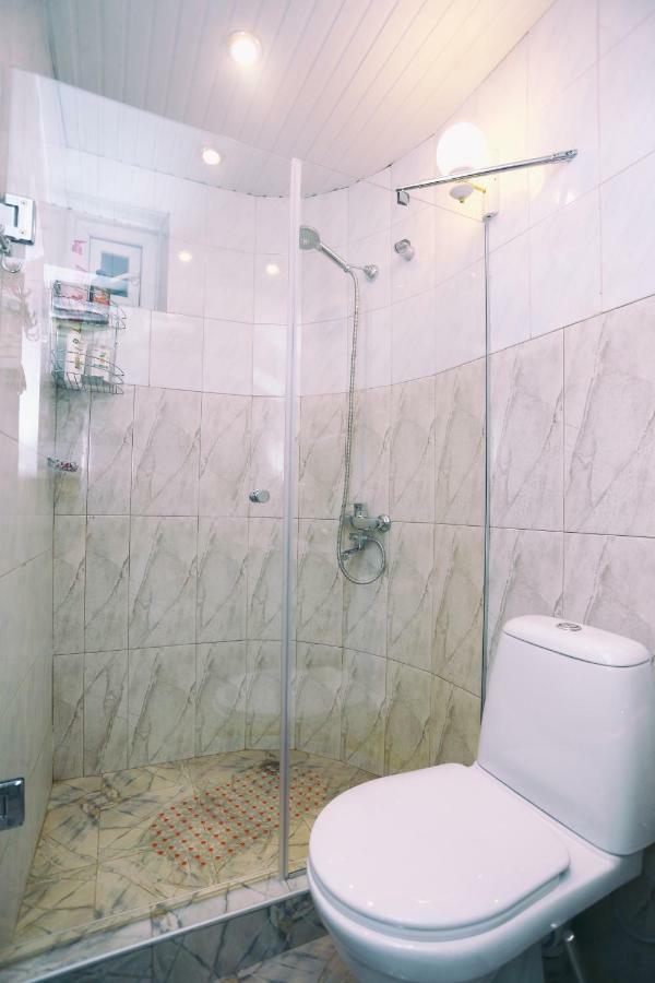 Apartment On Freedom Square Diuma Street Tbilisi Zewnętrze zdjęcie