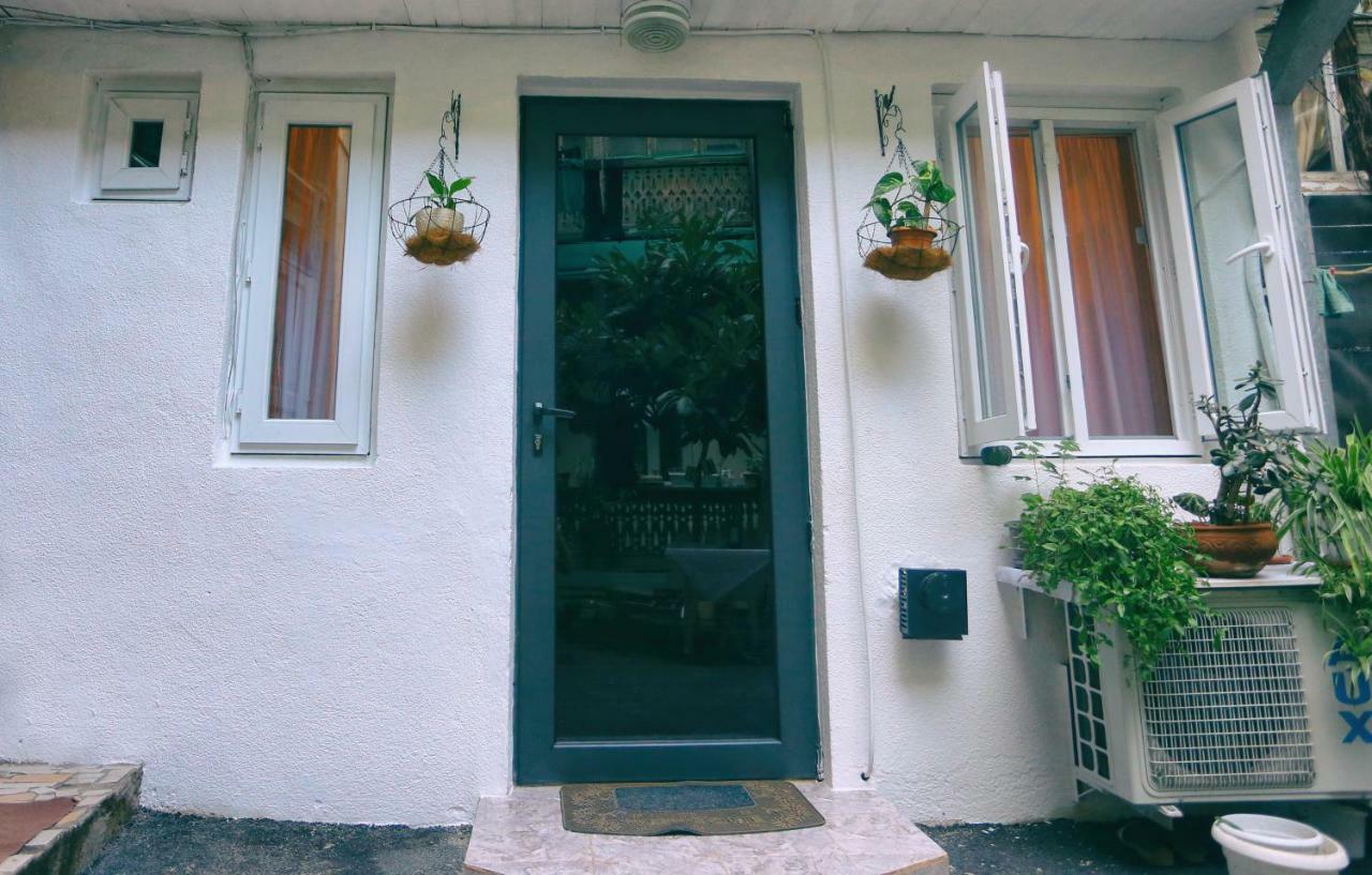 Apartment On Freedom Square Diuma Street Tbilisi Zewnętrze zdjęcie